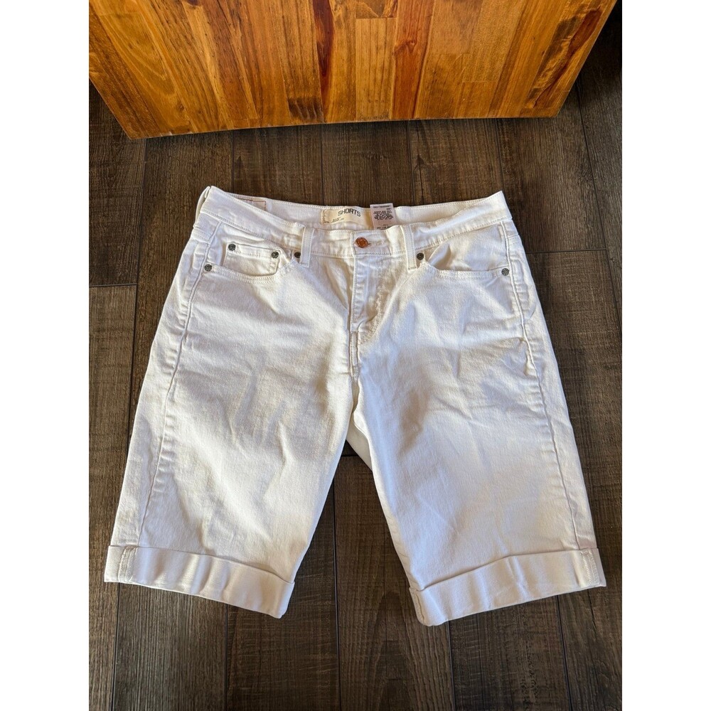 Women’s Levi’s 515 Bermuda Shorts Sz. 10 White